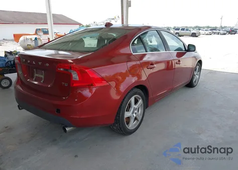 2012 Volvo S60 T5 z USA, uszkodzony, nr VIN YV1622FS0C2079083